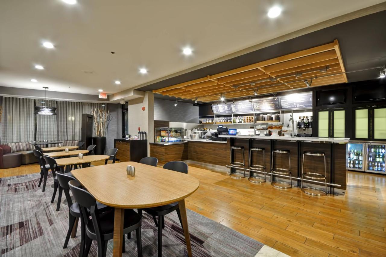 Courtyard By Marriott Jacksonville Airport/ Northeast Extérieur photo