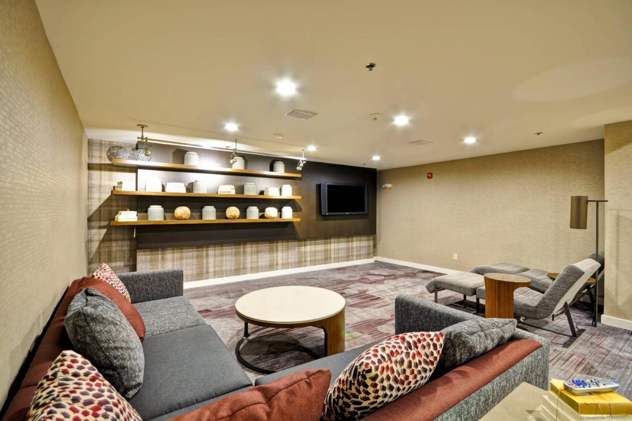 Courtyard By Marriott Jacksonville Airport/ Northeast Extérieur photo