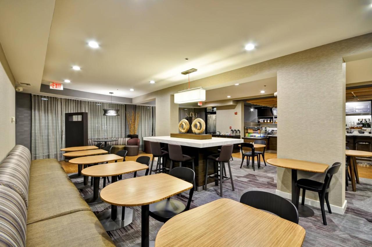 Courtyard By Marriott Jacksonville Airport/ Northeast Extérieur photo