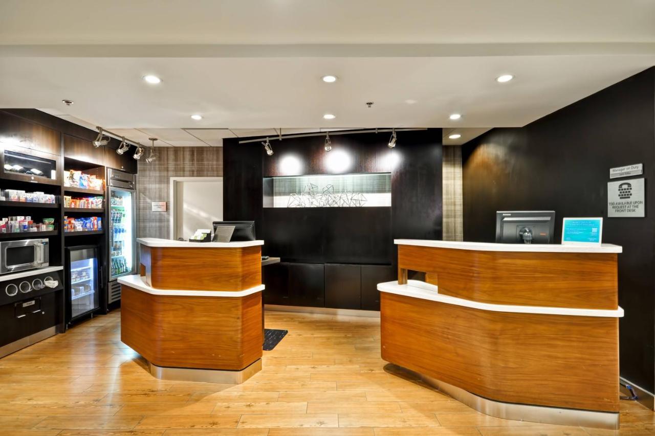 Courtyard By Marriott Jacksonville Airport/ Northeast Extérieur photo