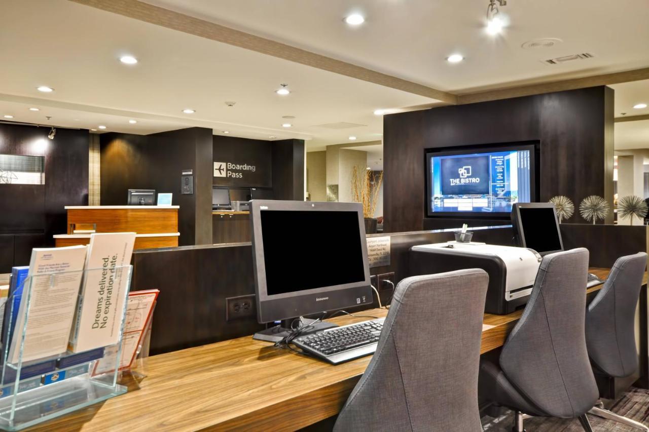 Courtyard By Marriott Jacksonville Airport/ Northeast Extérieur photo